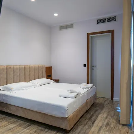 Semajo 3* Vlorë
