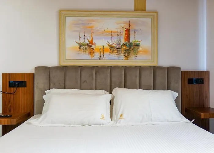 Semajo Hotel 3*