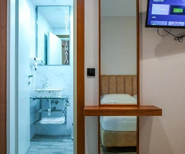 Hotel Semajo Vlorë