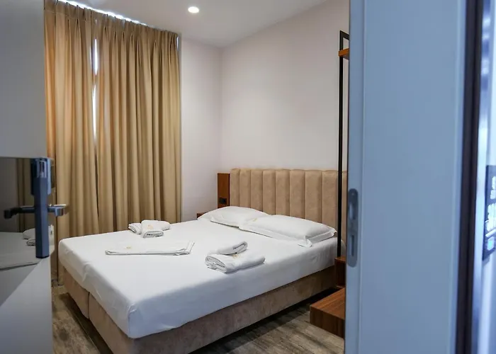 Semajo Hotel 3*