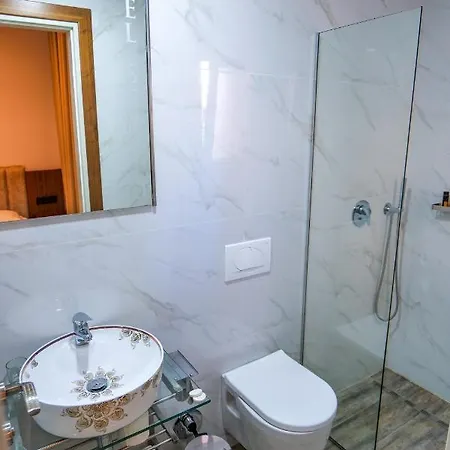 Semajo Hotel Vlorë